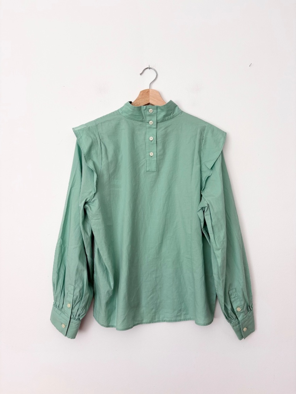 Everlane wing shoulder mock neck green blouse - Picture 5 of 6